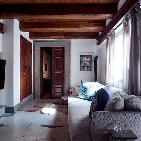 Palazzo Delle Pietre - Luxury Apartments Rzym Zewnętrze zdjęcie